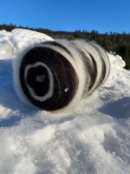 Kardebånd i naturhvitt og svart